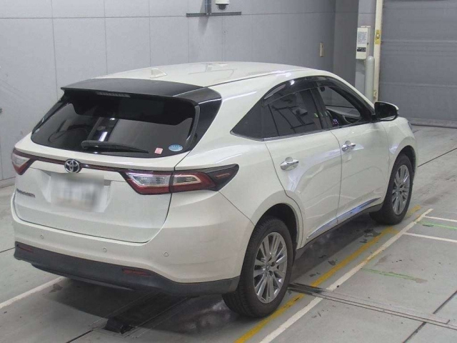 TOYOTA HARRIER 2018