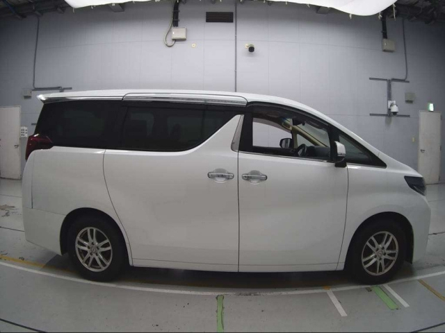 TOYOTA ALPHARD 2018