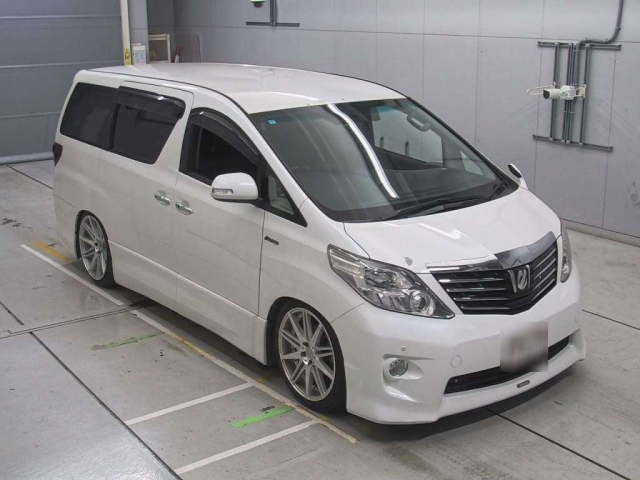 TOYOTA ALPHARD 2008