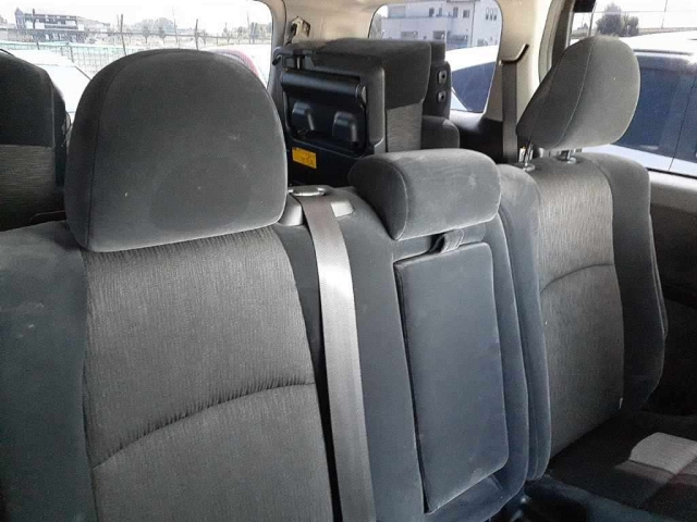 TOYOTA ALPHARD 2008