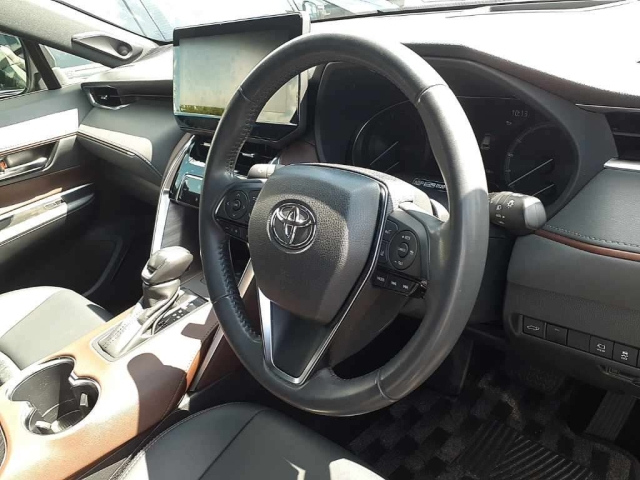 TOYOTA HARRIER 2020