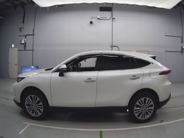 TOYOTA HARRIER 2020