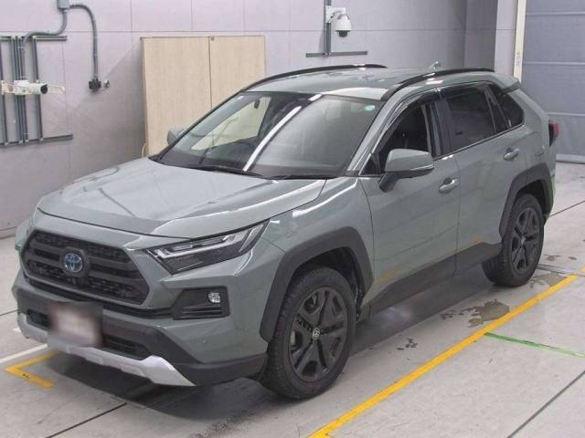 TOYOTA RAV4 2024