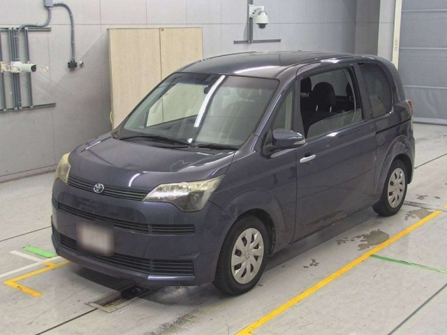 TOYOTA SPADE 2012