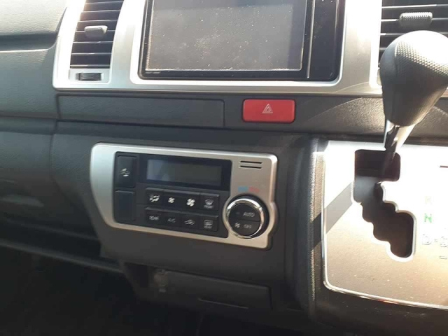 TOYOTA REGIUS ACE VAN 2019