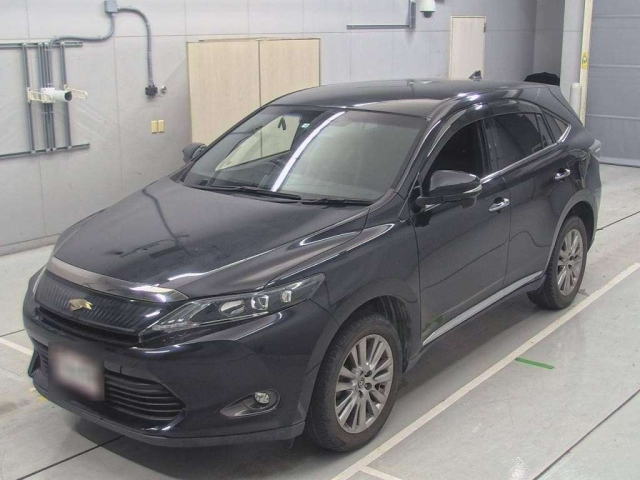TOYOTA HARRIER 2014