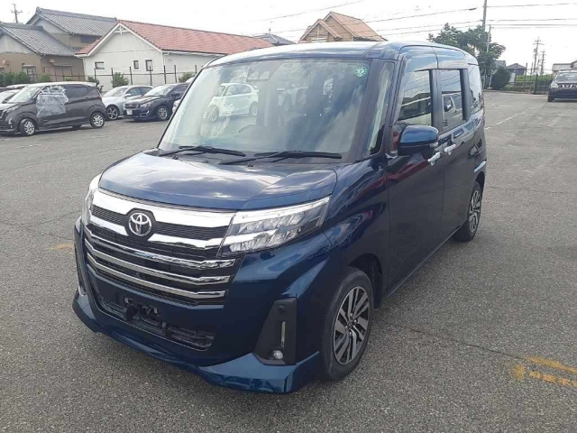 TOYOTA ROOMY 2021