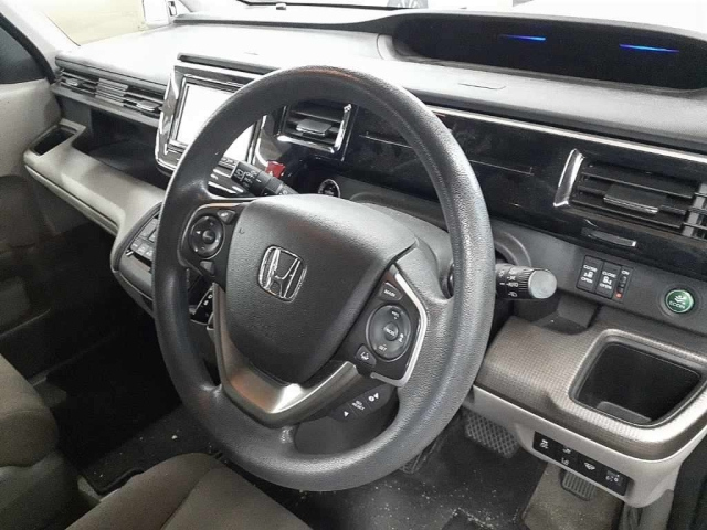 HONDA STEP WAGON 2020