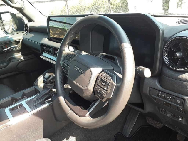 TOYOTA LAND CRUISER 2024