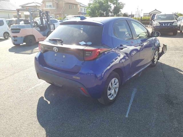 TOYOTA YARIS 2021