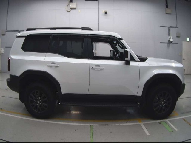 TOYOTA LAND CRUISER 2024