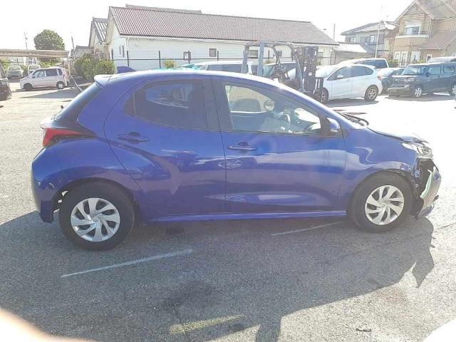 TOYOTA YARIS 2021