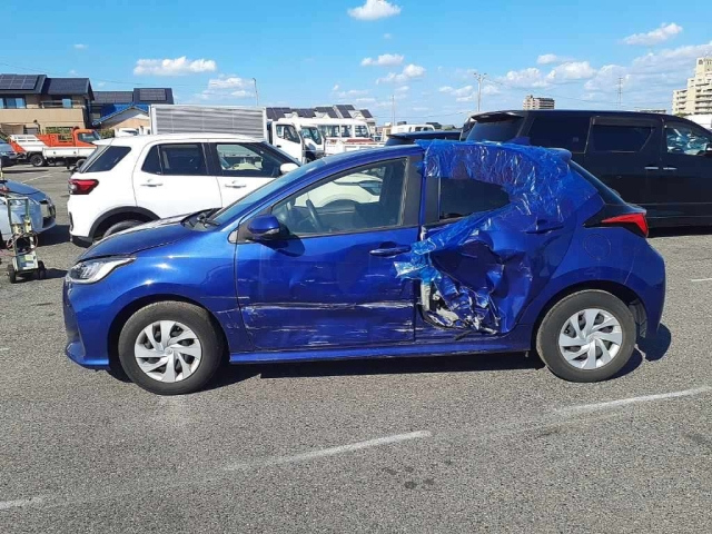 TOYOTA YARIS 2021