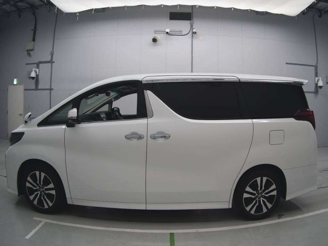TOYOTA ALPHARD 2020