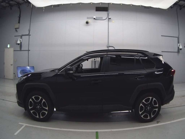 TOYOTA RAV4 2020