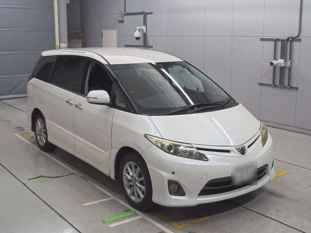 TOYOTA ESTIMA 2009