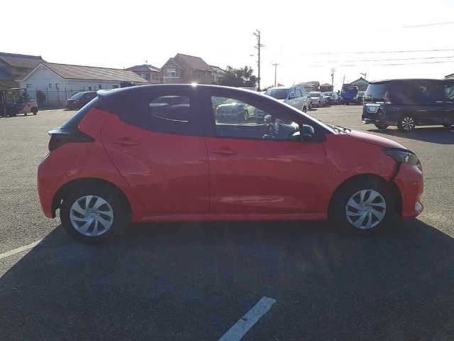 TOYOTA YARIS 2022