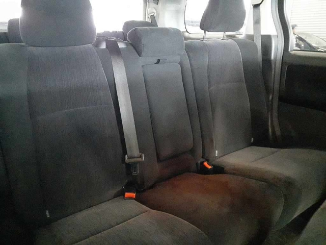 TOYOTA VELLFIRE 2012
