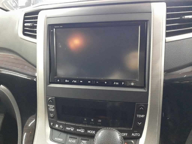 TOYOTA VELLFIRE 2012