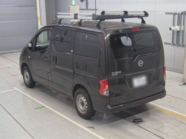 NISSAN NV200 2018