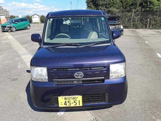 TOYOTA PIXIS SPACE 2013