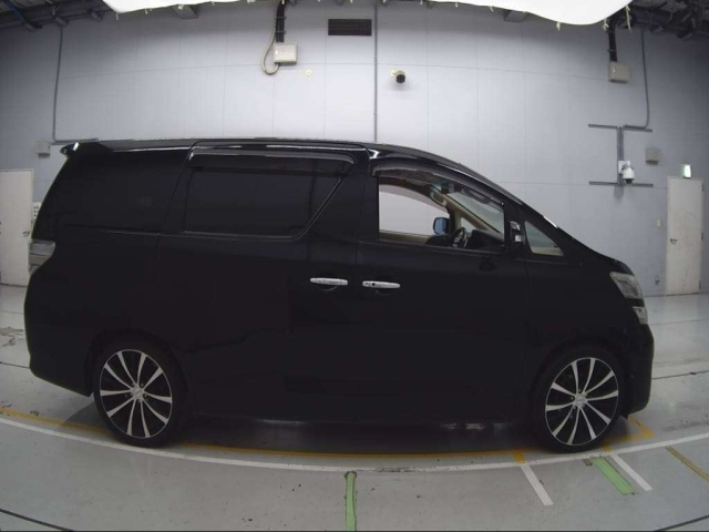 TOYOTA VELLFIRE 2008
