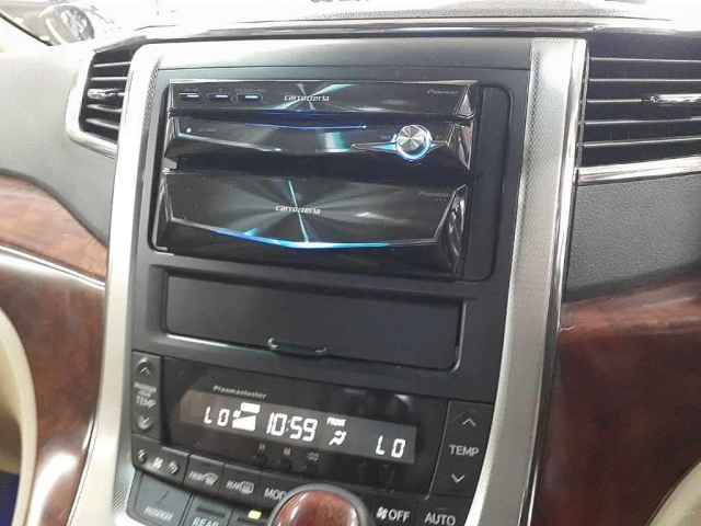 TOYOTA VELLFIRE 2008