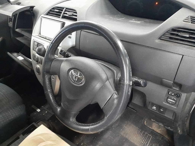 TOYOTA RACTIS 2008