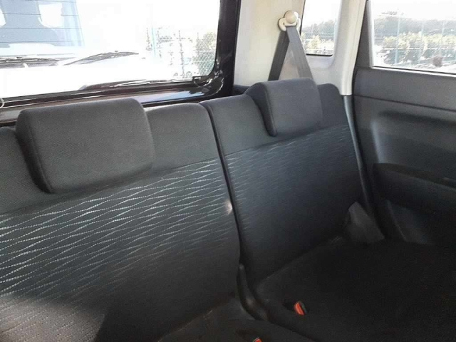 HONDA ZEST 2011