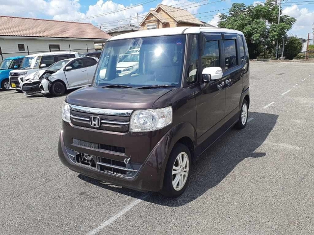 HONDA N BOX 2017