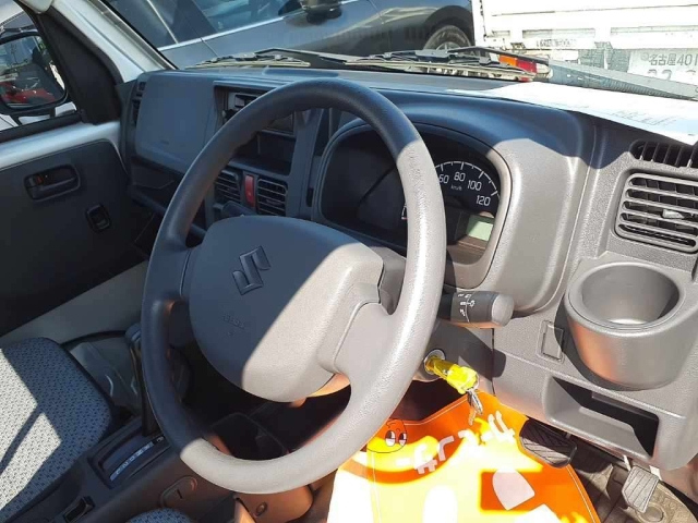 SUZUKI CARRY TRUCK 2025
