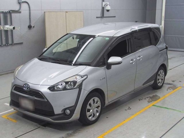 TOYOTA SIENTA 2016