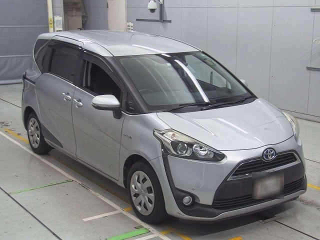TOYOTA SIENTA 2016