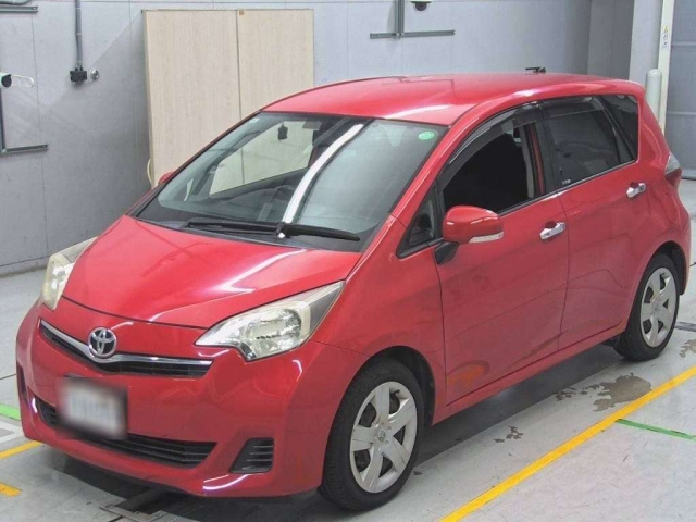 TOYOTA RACTIS 2011
