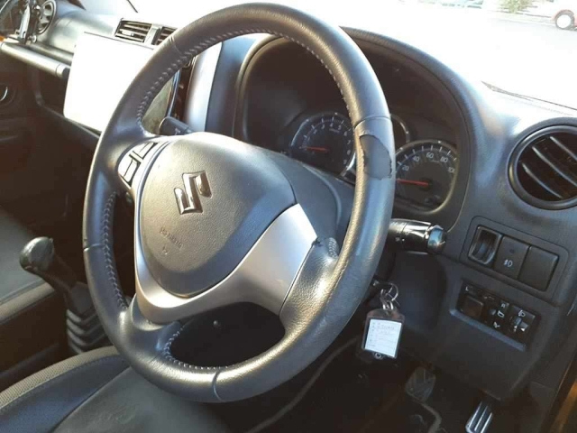 SUZUKI JIMNY 2014
