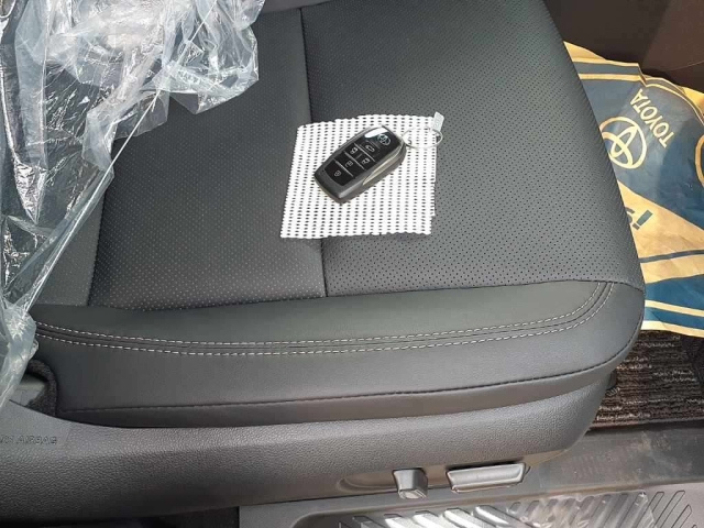 TOYOTA ALPHARD 2023