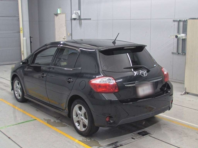 TOYOTA AURIS 2010