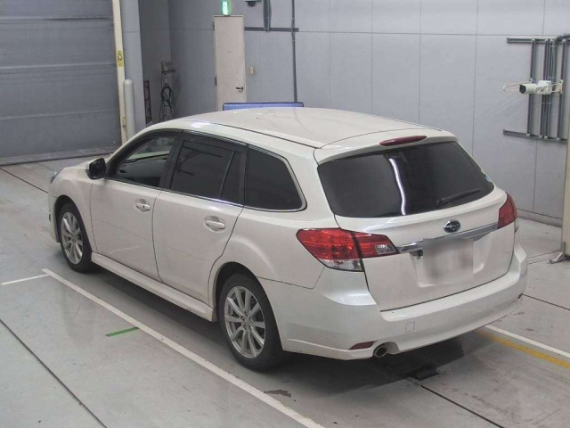 SUBARU LEGACY 2012