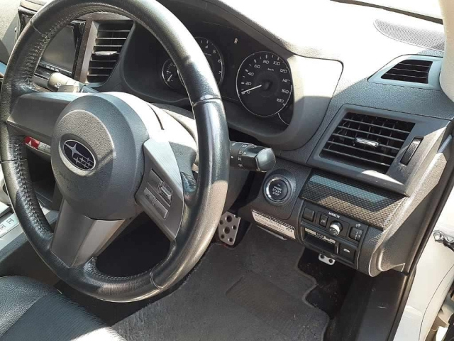 SUBARU LEGACY 2012