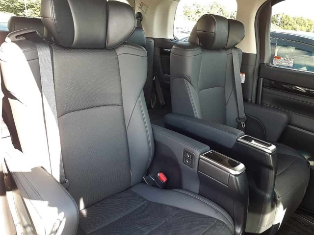 TOYOTA ALPHARD 2020