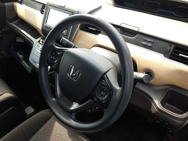 HONDA FREED 2017