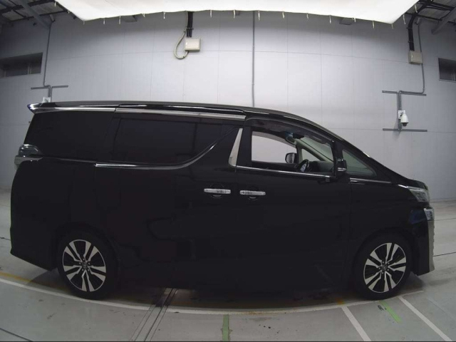 TOYOTA VELLFIRE 2018