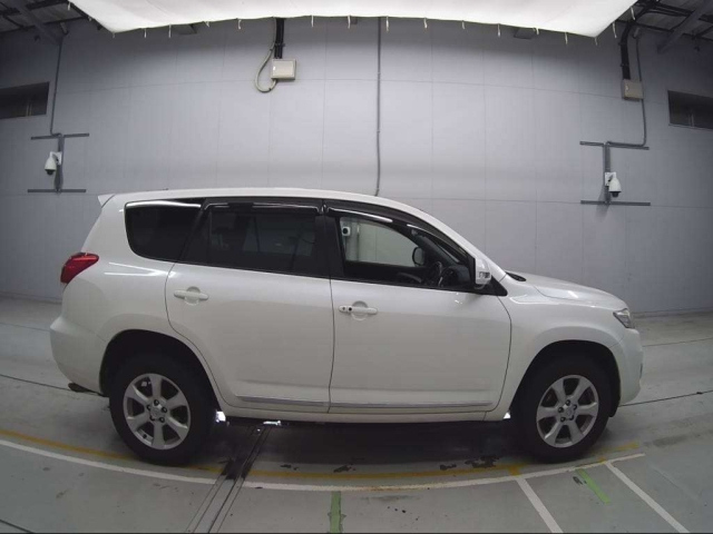 TOYOTA VANGUARD 2011
