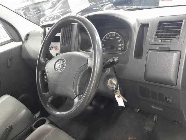 TOYOTA TOWN ACE VAN 2014