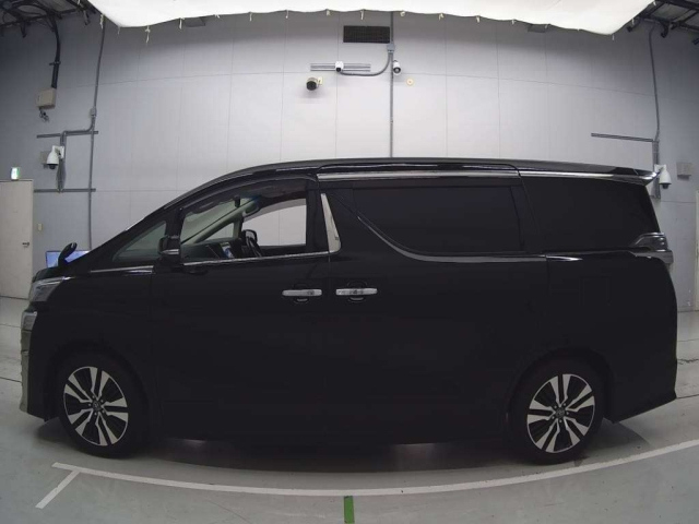 TOYOTA VELLFIRE 2018