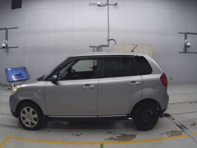 MAZDA VERISA 2008