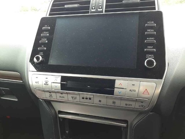 TOYOTA LAND CRUISER PRADO 2022