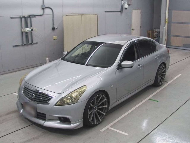 NISSAN SKYLINE 2010