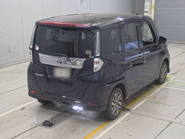 TOYOTA ROOMY 2021