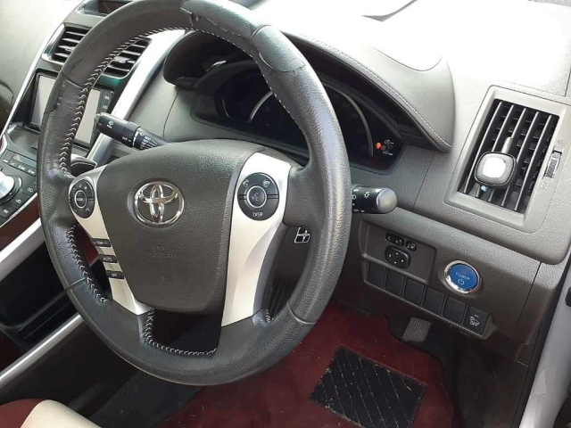 TOYOTA SAI 2017